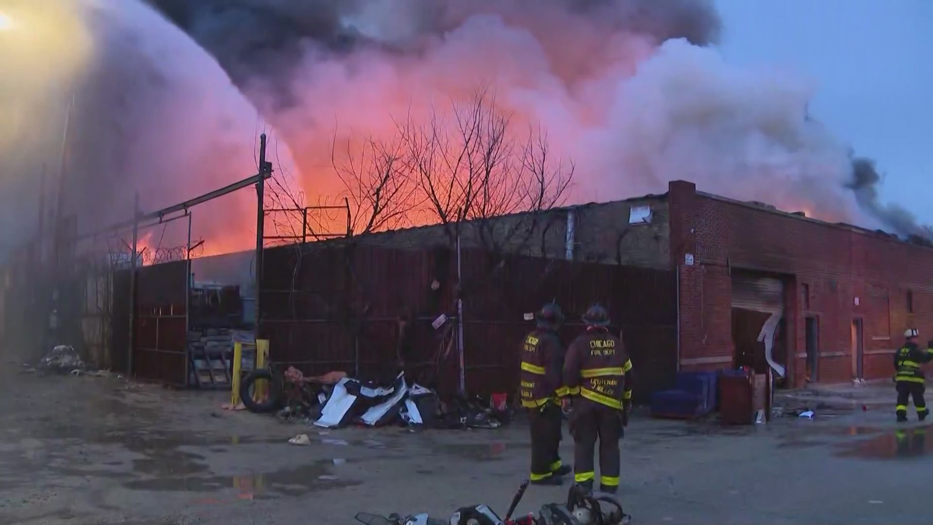 Firefighters battle Chicago warehouse blaze – MyStateline | WTVO WQRF ...