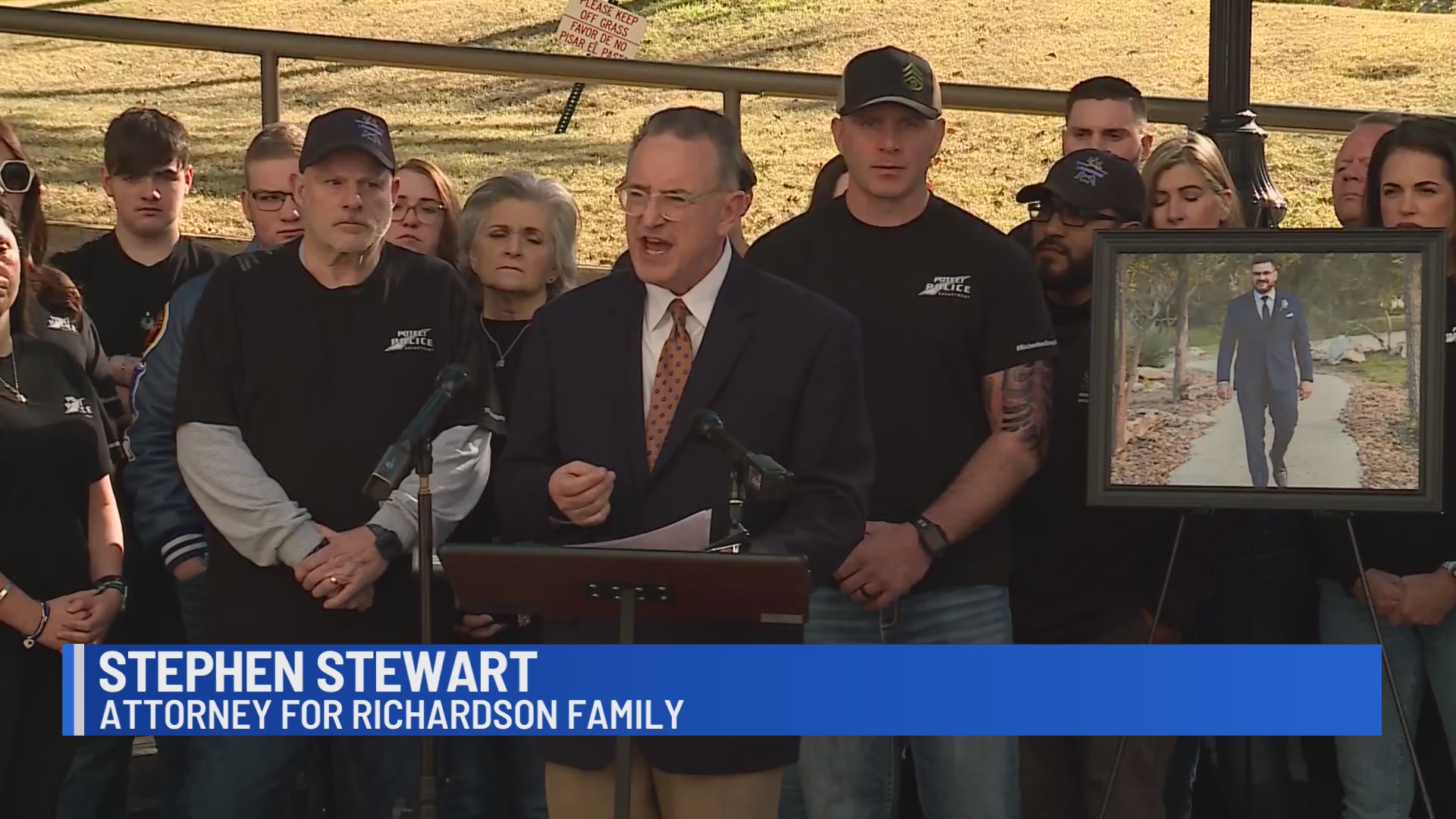 Family of Texas officer killed by alleged drunk driver files lawsuit ...