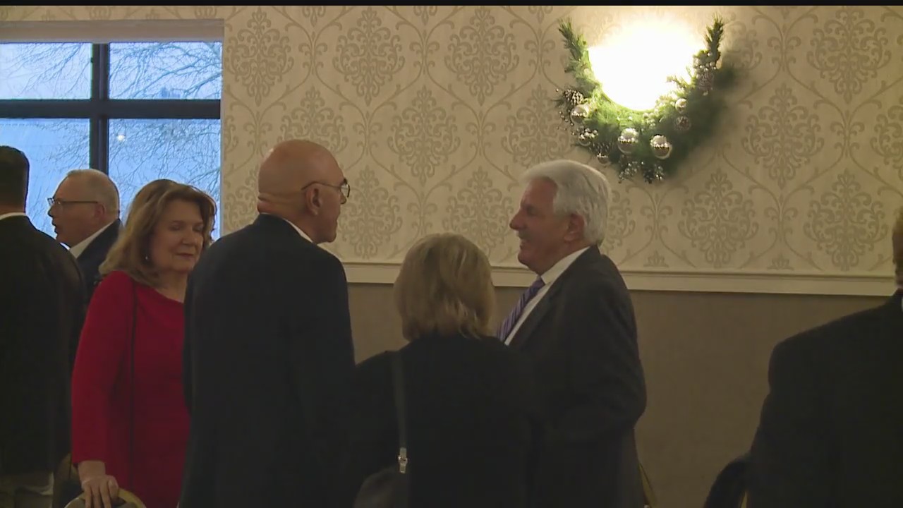 Community dinner celebrates former Mahoning County Prosecutor Paul