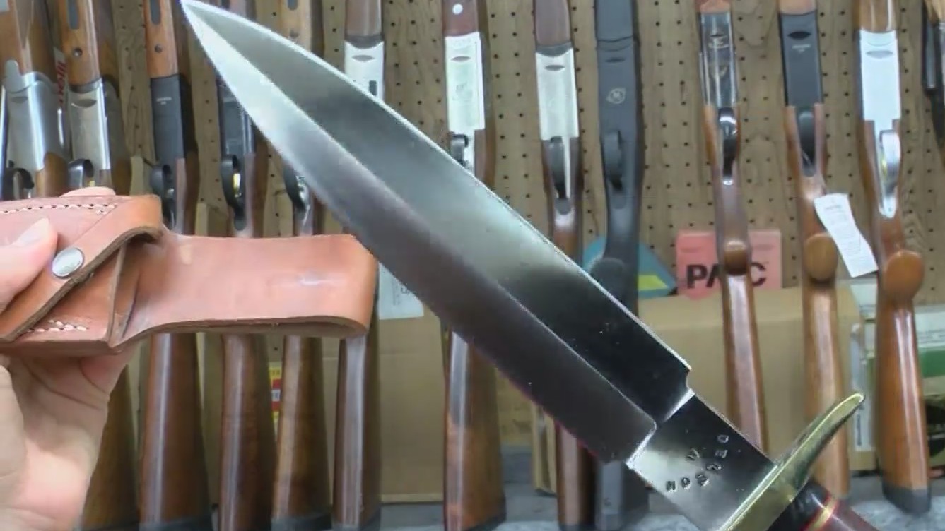 Is it legal to carry a machete in Texas? KXAN Austin
