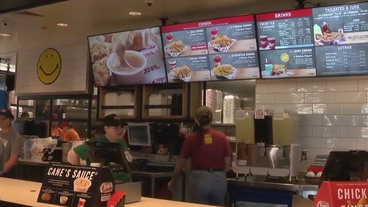 Albuquerque’s first ‘Raising Cane’s’ location opens KRQE NEWS 13 Breaking News, Albuquerque