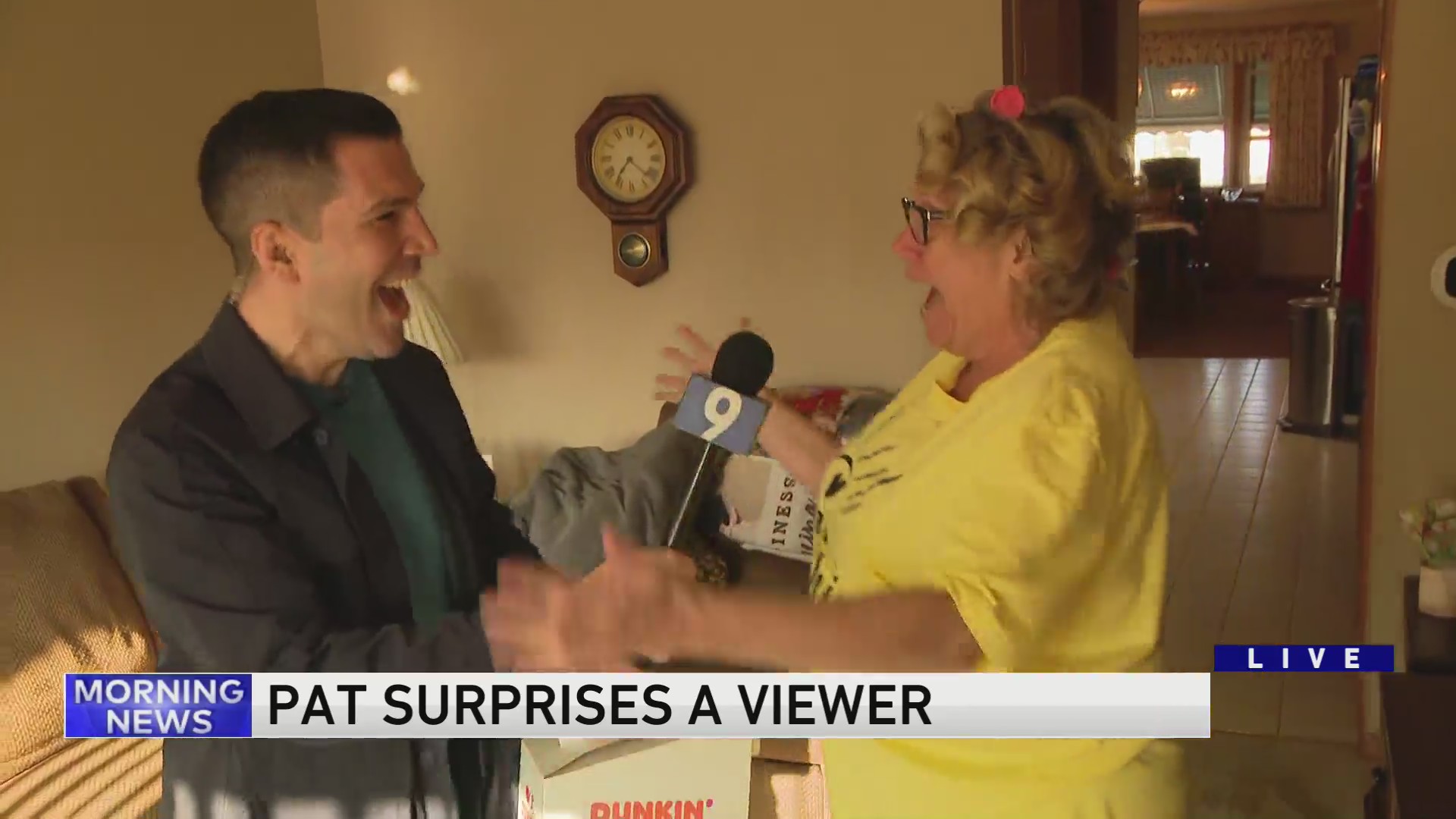 Surprise! Pat Tomasulo surprises WGN Morning Show viewer Mary – WGN-TV