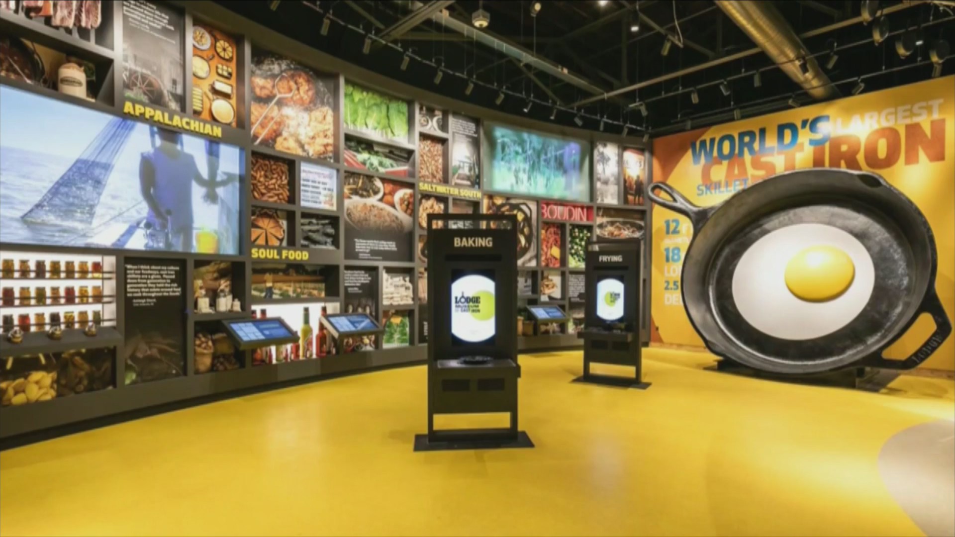 World’s largest cast iron skillet EGV – WHBF – OurQuadCities.com