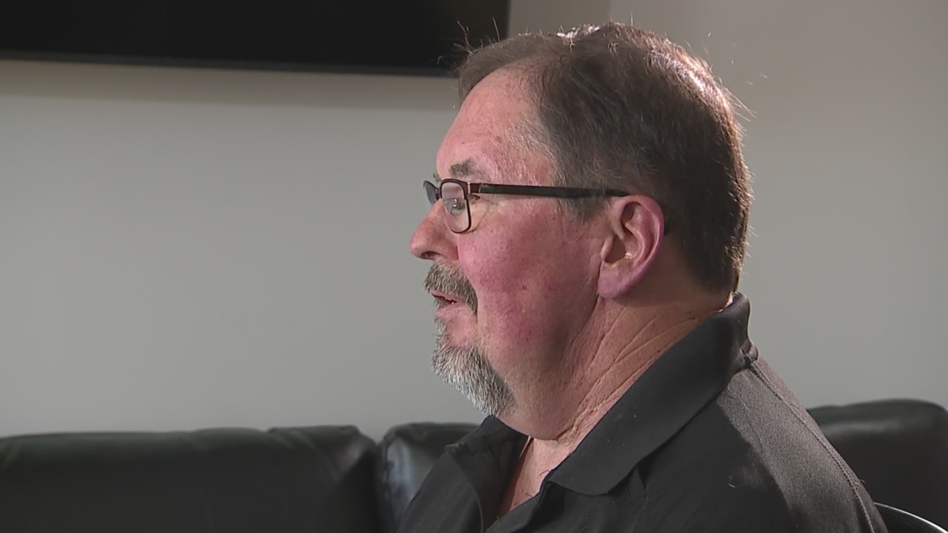 Wheat Ridge officer describes recovery from stabbing – FOX31 Denver