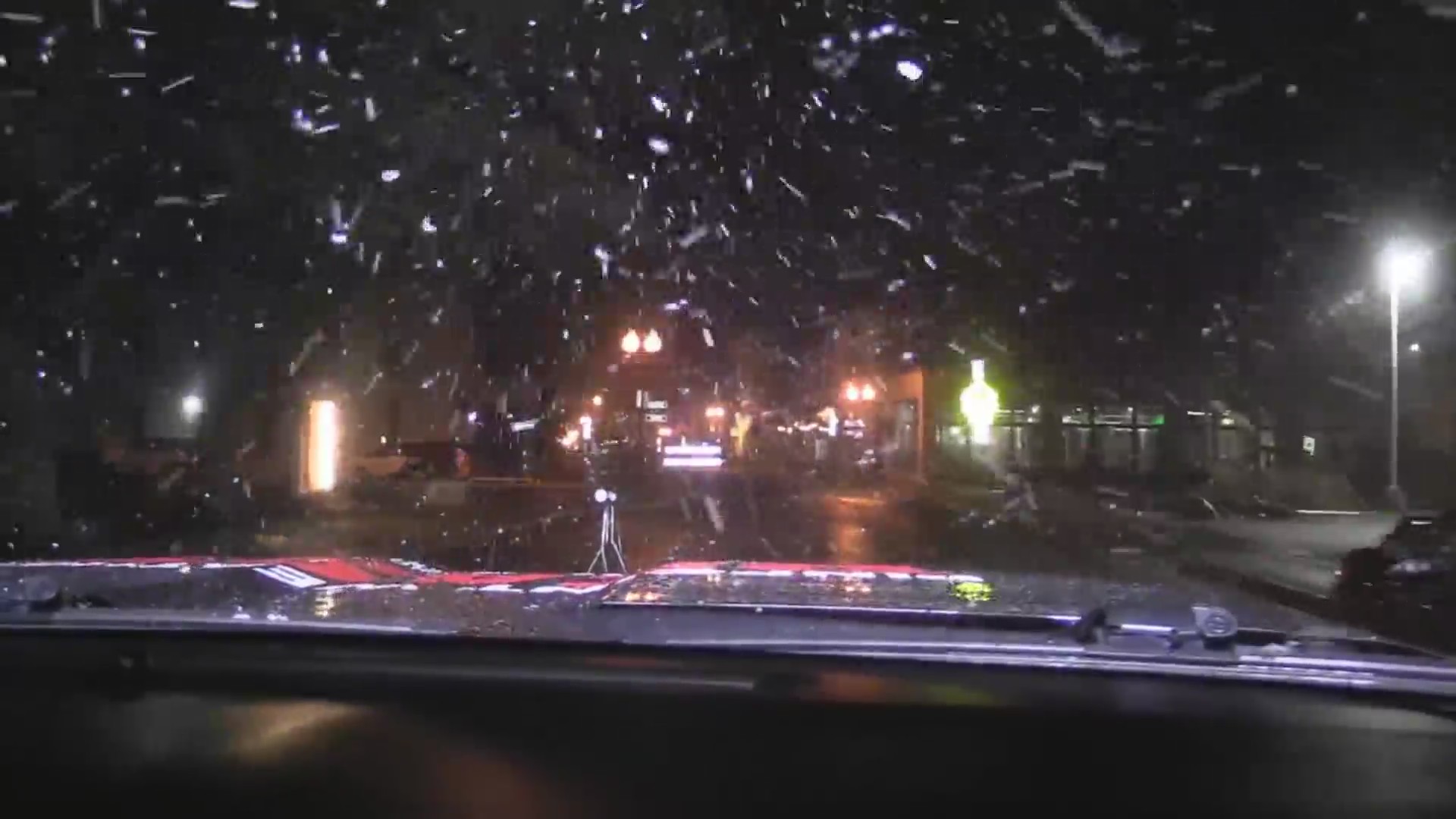 Spotty showers include snow before Monday morning commute – FOX31 Denver