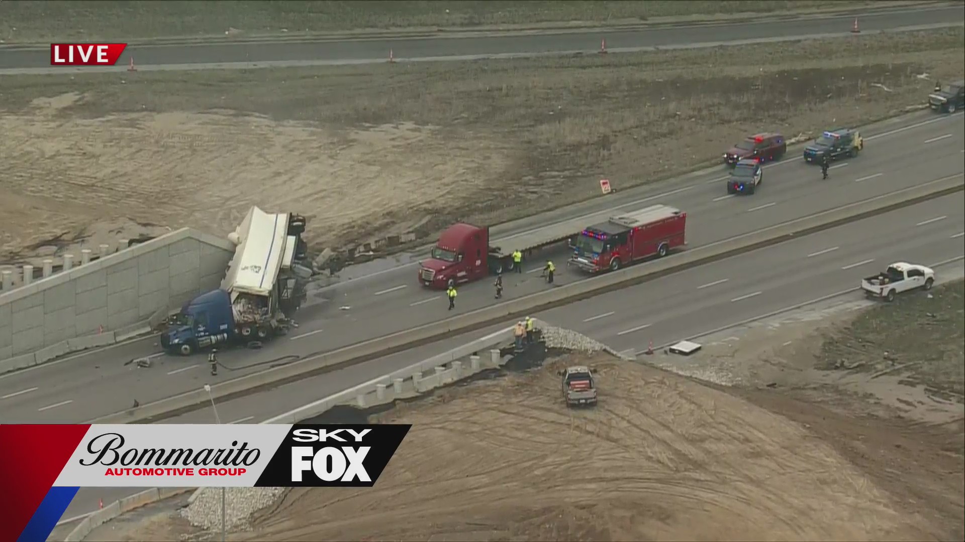 2 injured after crash closes lanes on I-270 WB – FOX 2