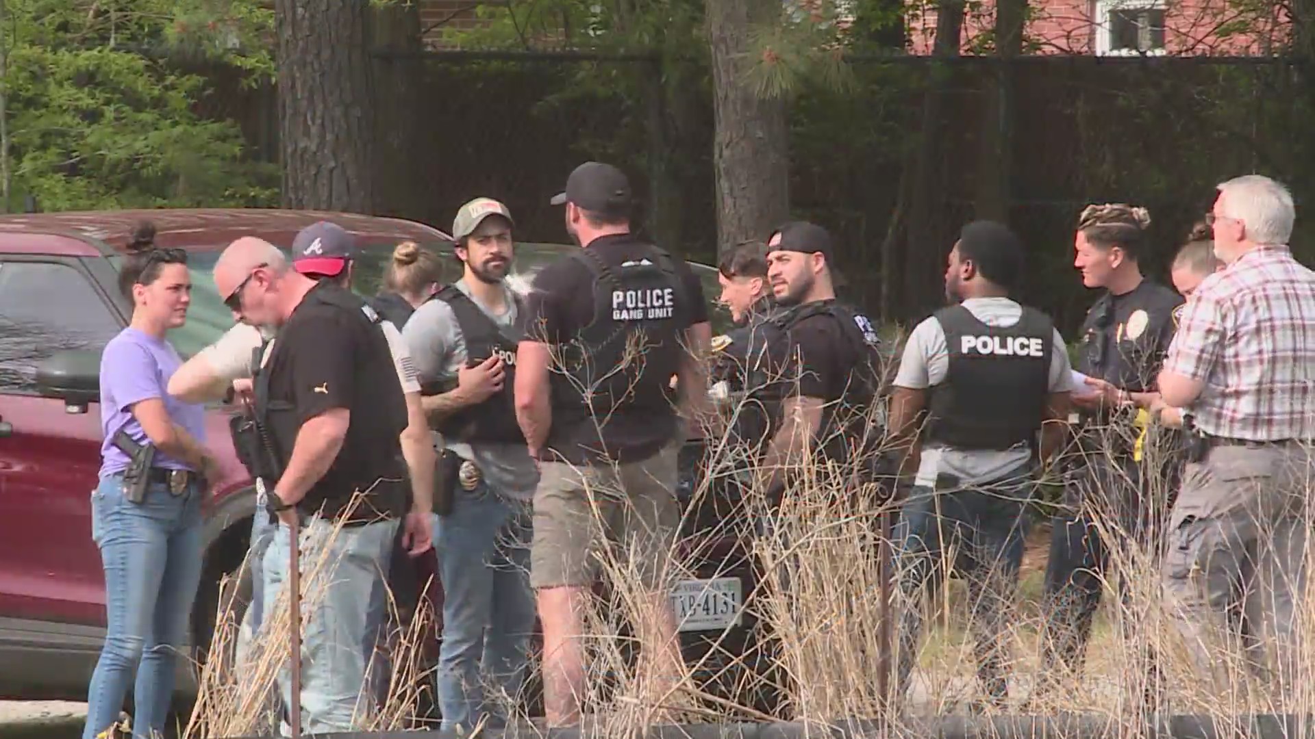 Man taken into custody following barricade situation in Chesapeake ...