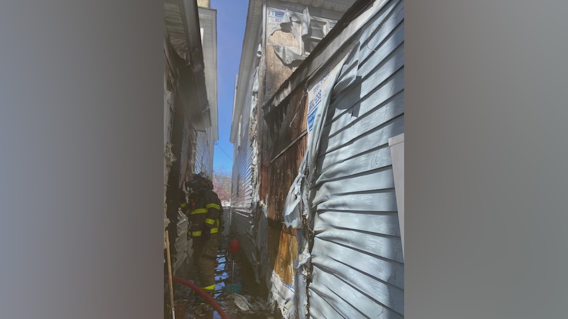 9 displaced after house fire spreads to neighbors house in Norfolk ...