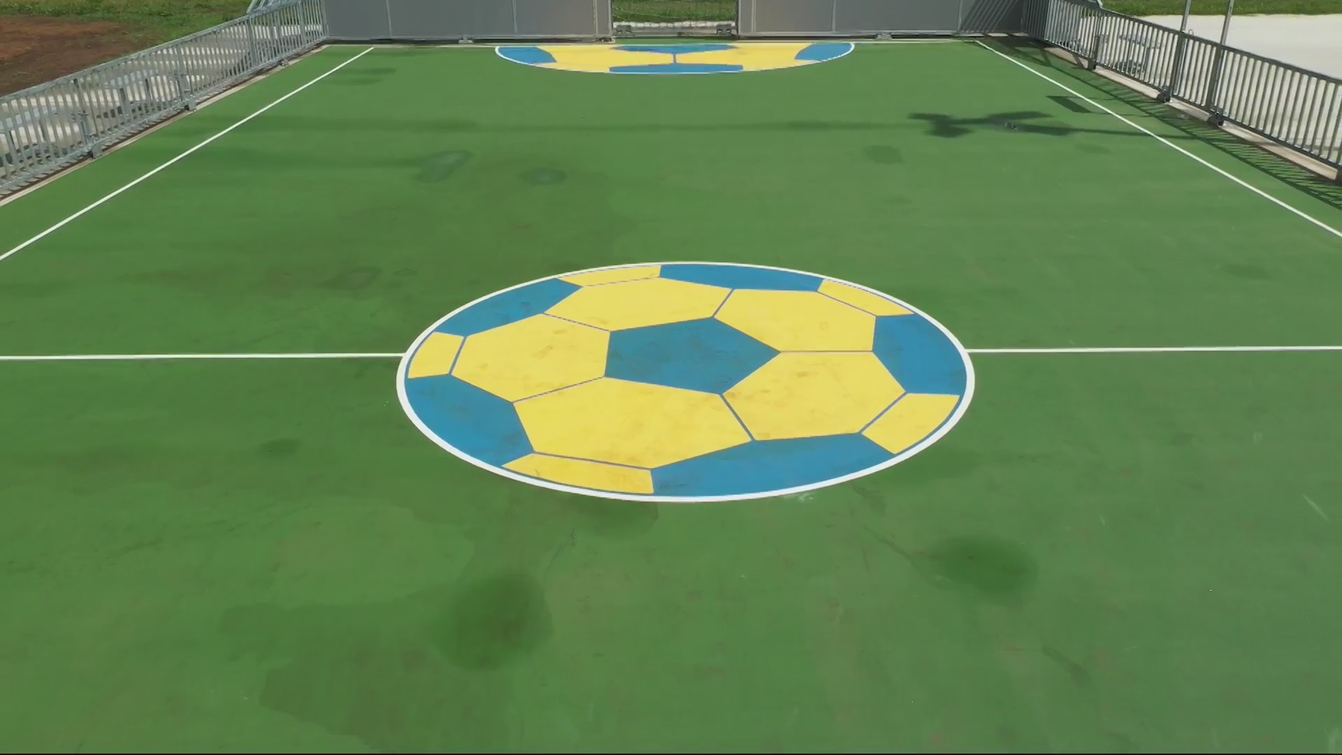 Kids Help Cleanup After Des Moines Park Vandalized Twice Who13 kids-help-cleanup-after-des-moines-park-vandalized-twice-who13