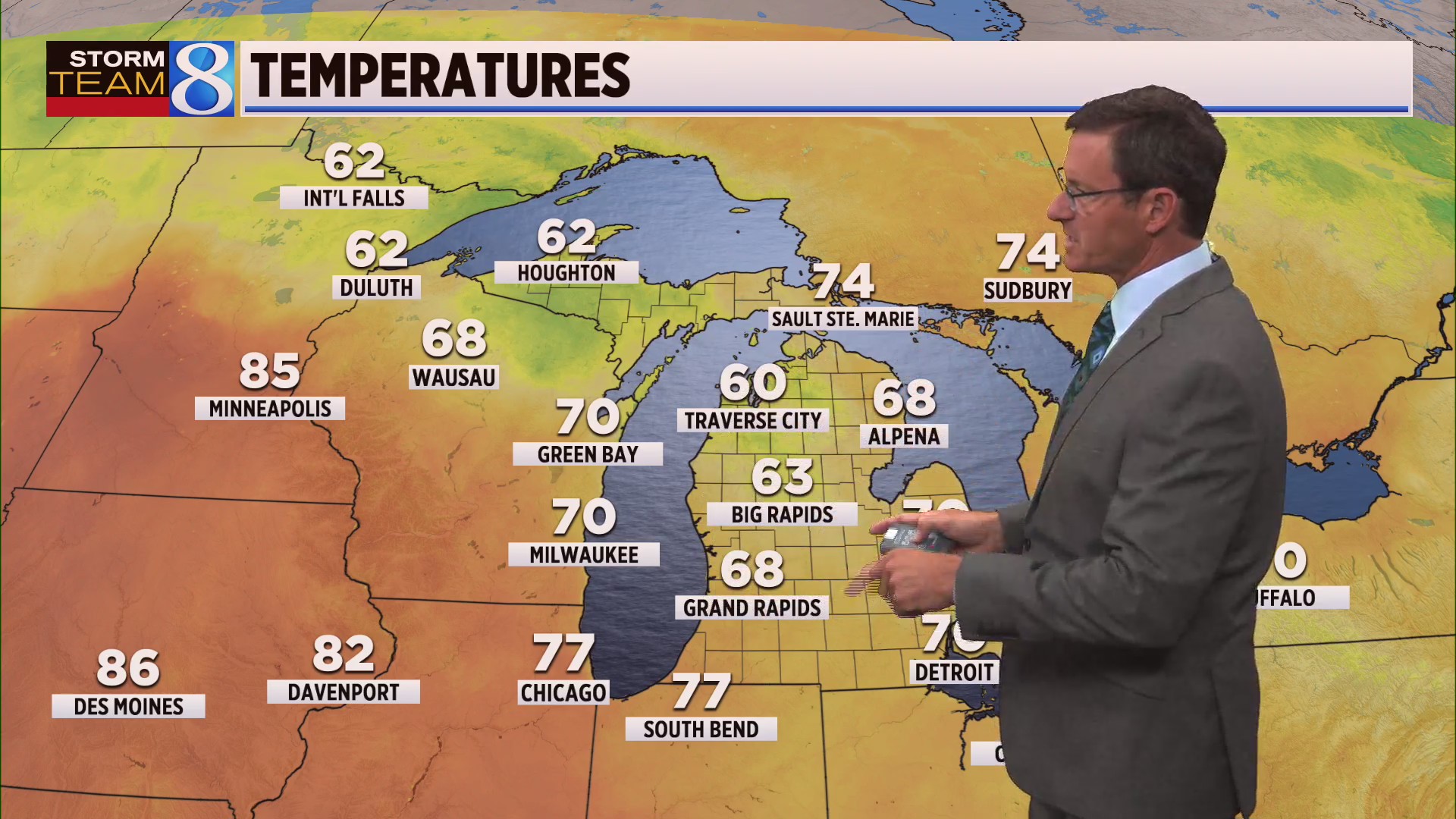 storm-team-8-forecast-noon-082223-woodtv