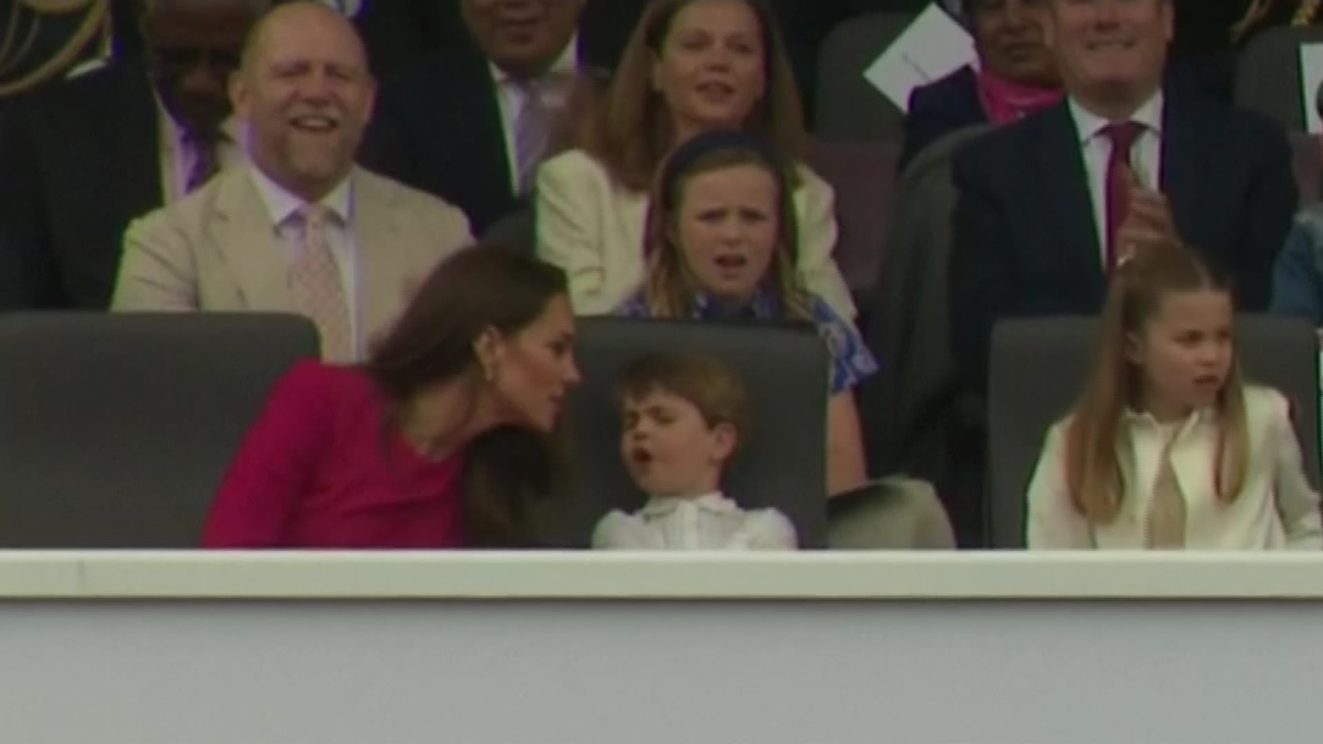 Watch Prince Louis throws tantrum during Queen’s Platinum Jubilee