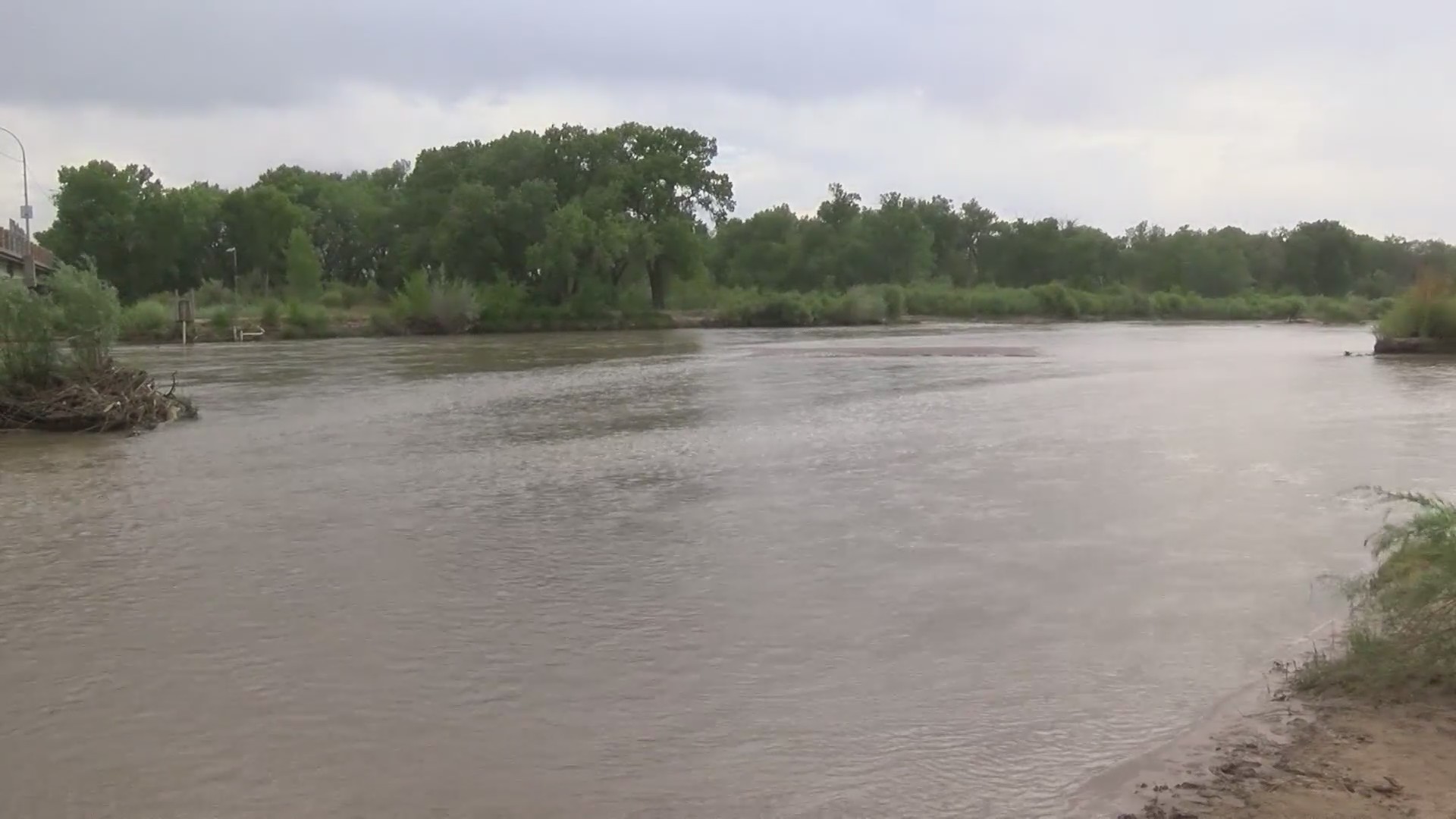 Rio Grande waters level drop, not expected to run dry KRQE NEWS 13
