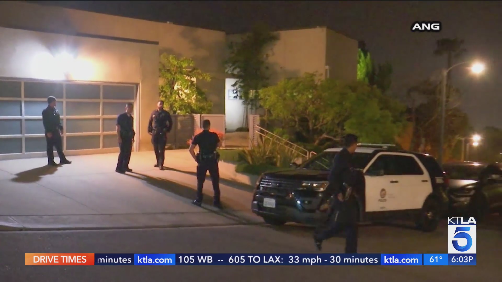Elderly couple injured in violent Bel Air home invasion robbery – KTLA