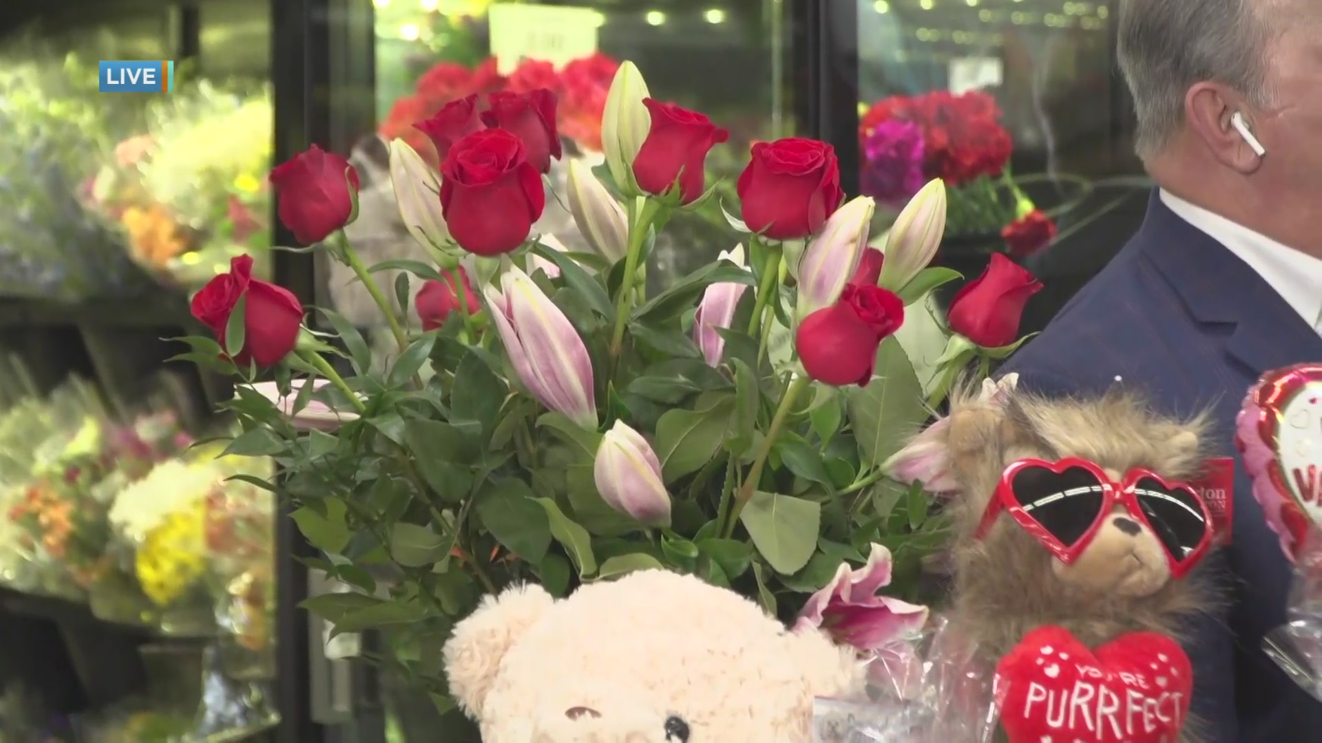 What’s Cooking with HyVee Valentine’s Day floral arrangements KOLR