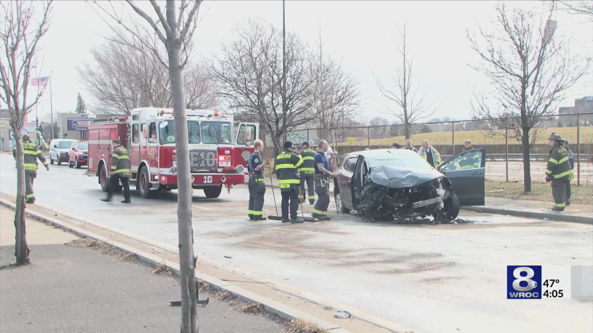 Driver dead, passenger injured, after W. Ridge Road crash – RochesterFirst