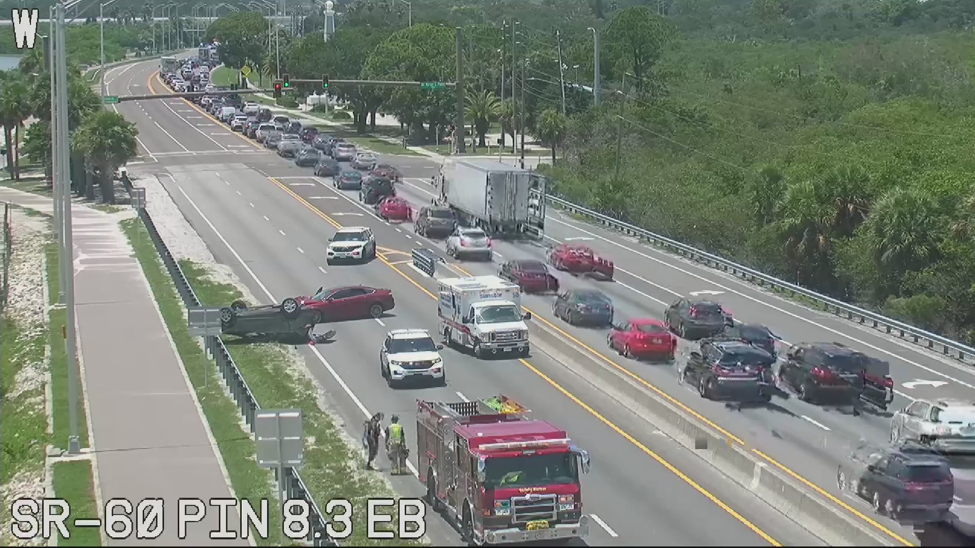 Crash blocks traffic on Courtney Campbell Causeway – WFLA