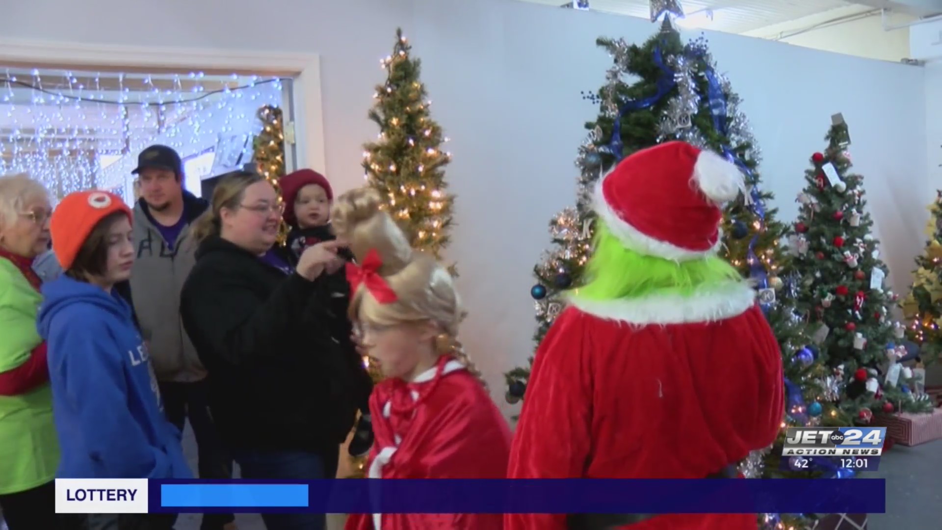 Waterford Community holiday season with Colonial Christmas