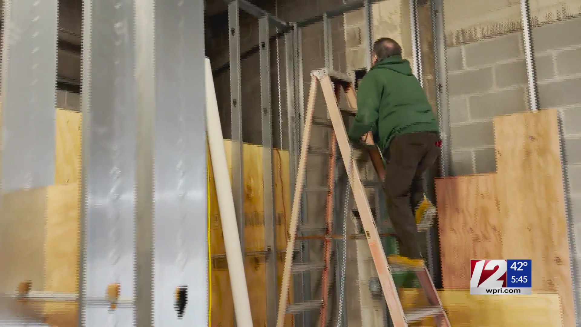 Lumber prices on the rise, according to local lumber yard – WPRI.com