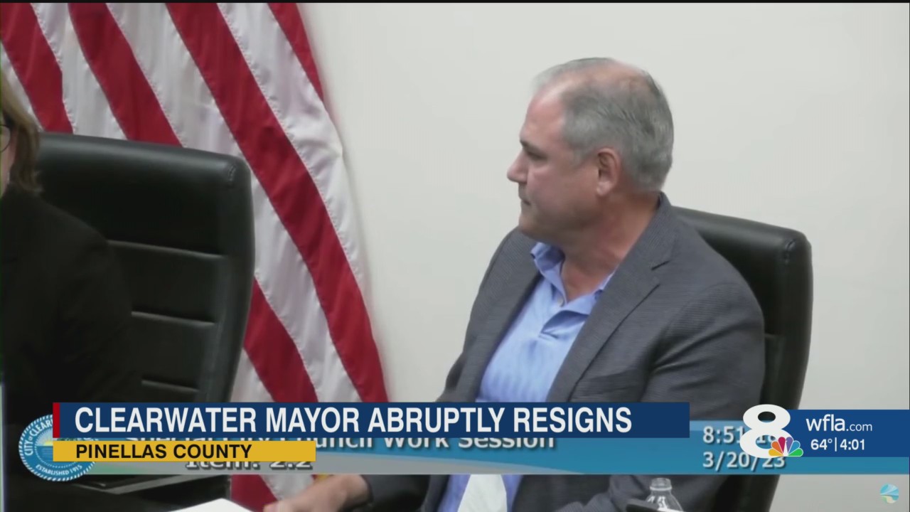 Clearwater mayor shocks council with surprise resignation WFLA