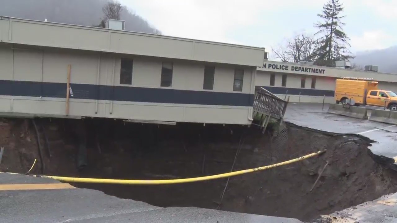 Hinton Sinkhole Temporary Fix Decided WVNS