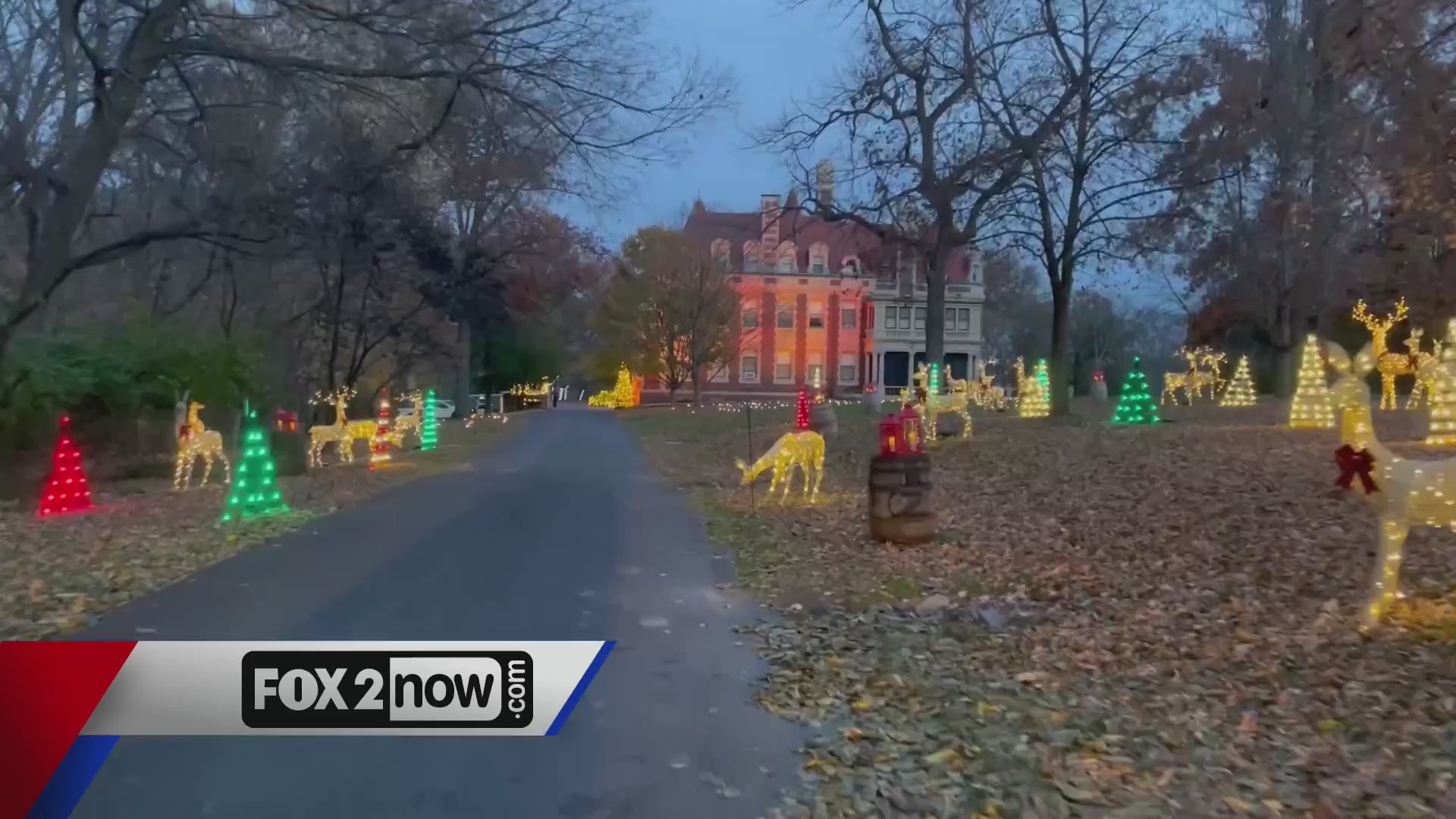 Final days proceeds from Grant’s Farm Holiday Lights go to tornado