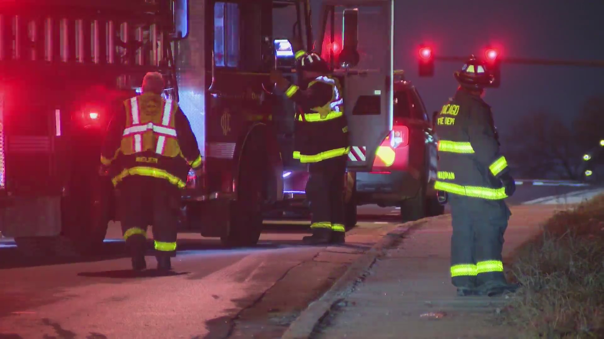 Chicago police investigate deadly crash on Far Southwest Side – WGN-TV