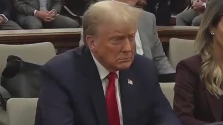Despite indictments, Trump leads Biden among key swing state voters ...