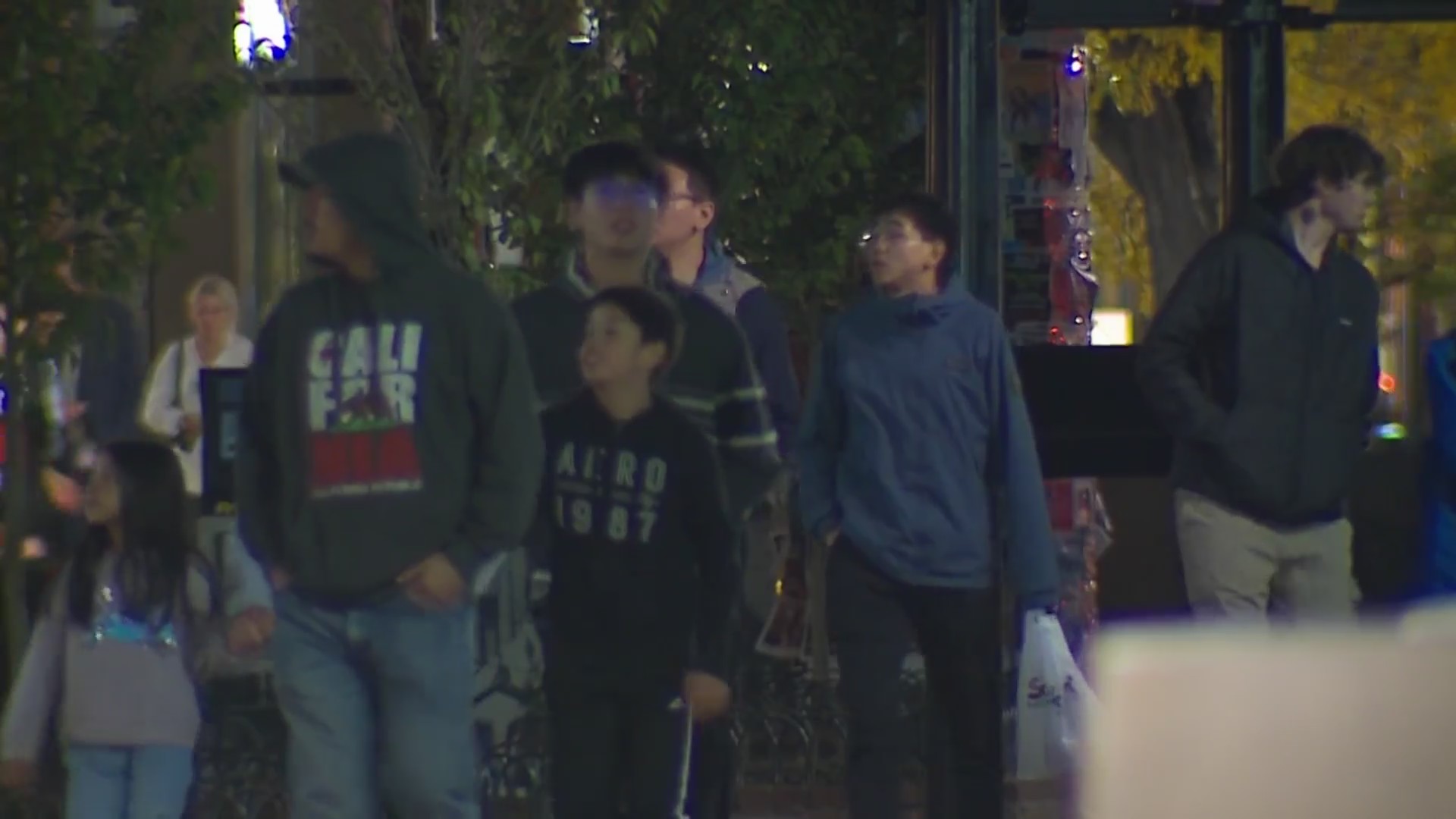 Big crowds expected for Boulder’s Mall Crawl FOX31 Denver