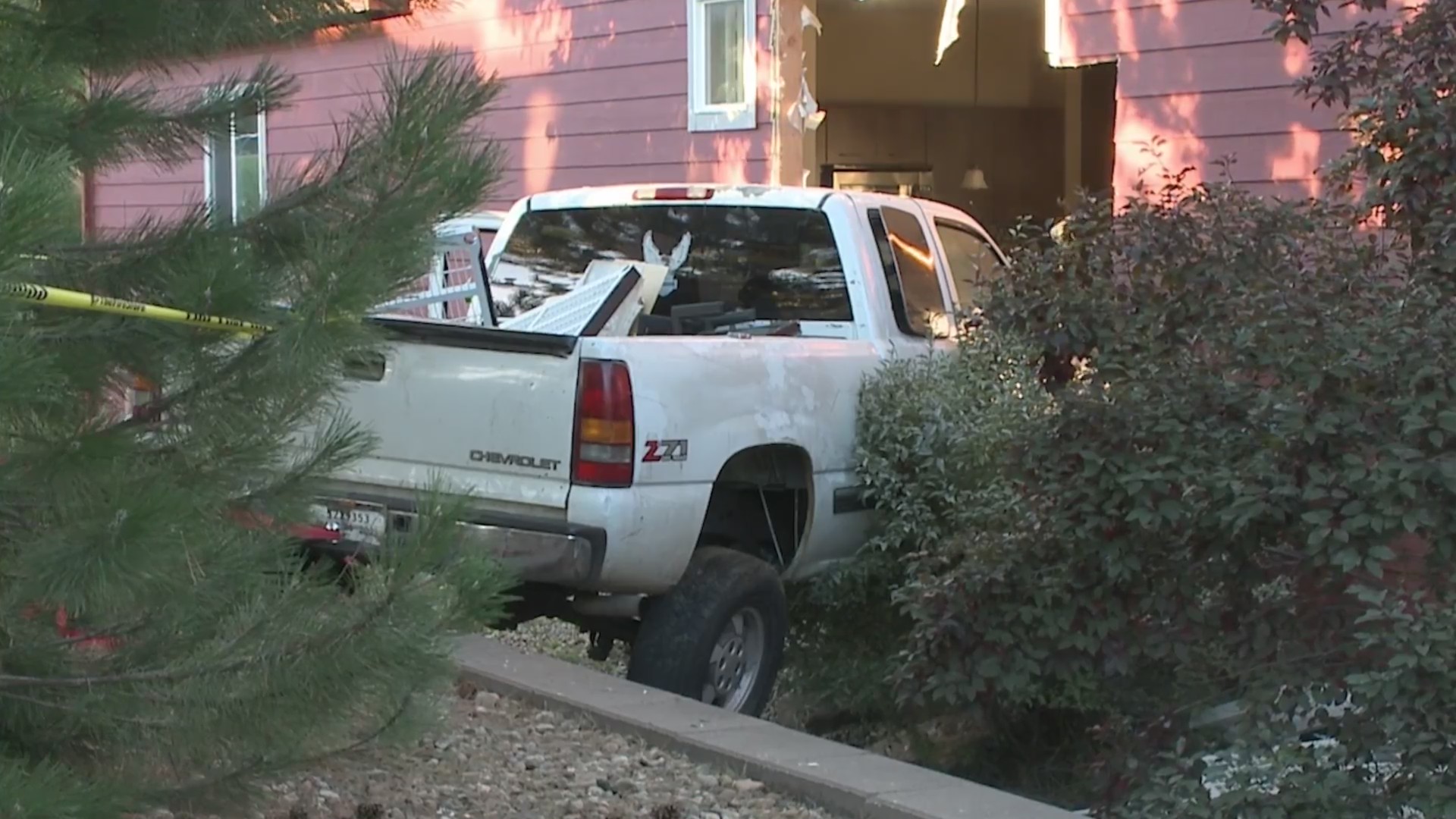 Another vehicle crashes into Highlands Ranch home – FOX31 Denver