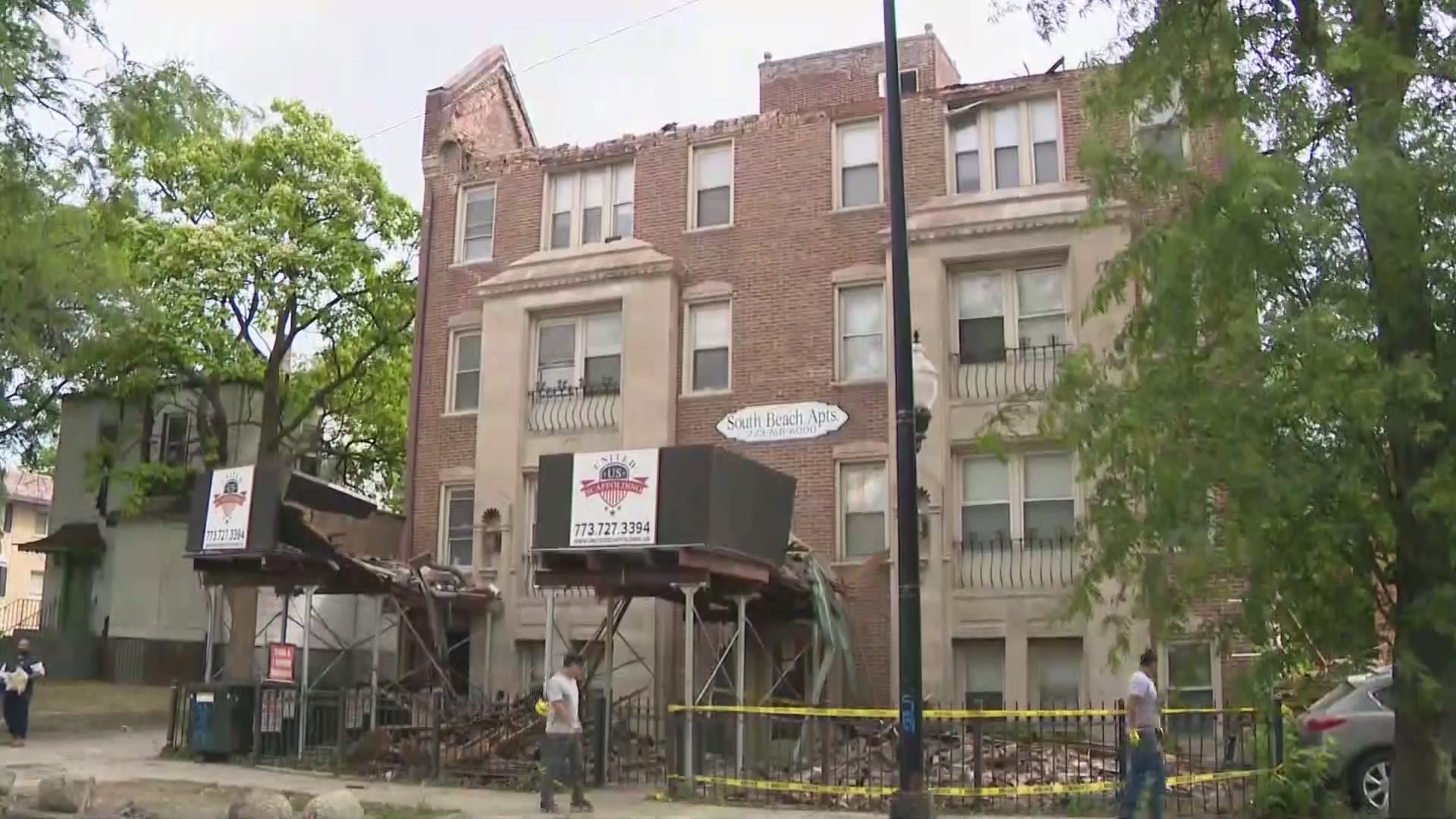 Chicago apartment building partially collapses – MyStateline | WTVO ...