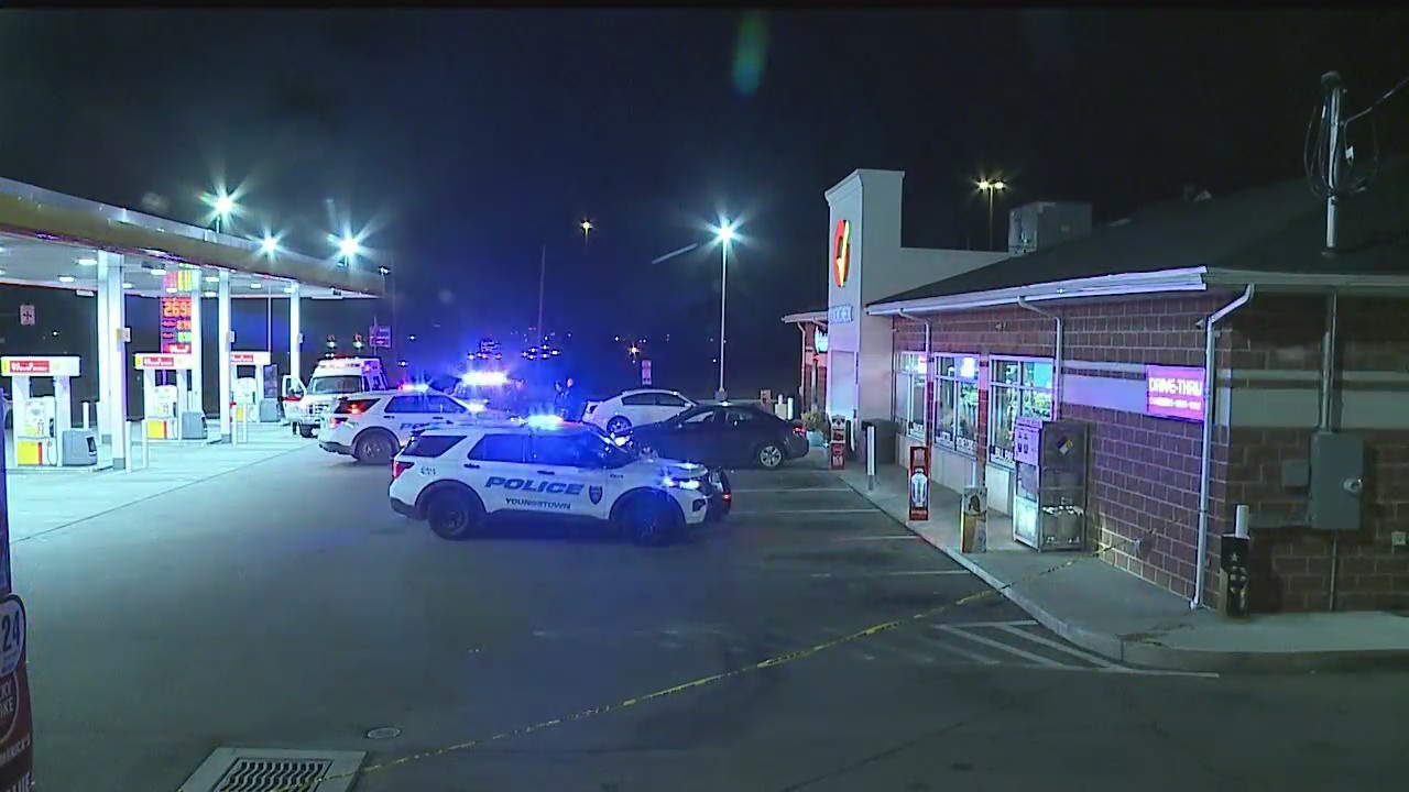 Victim Devin Bell identified in Youngstown’s South Side gas station ...