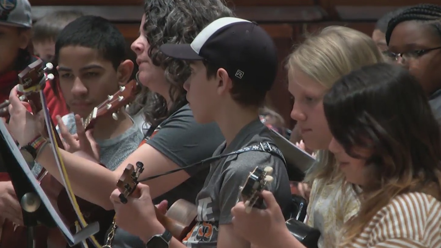 Rochester students hold Ukulele Day jam RochesterFirst