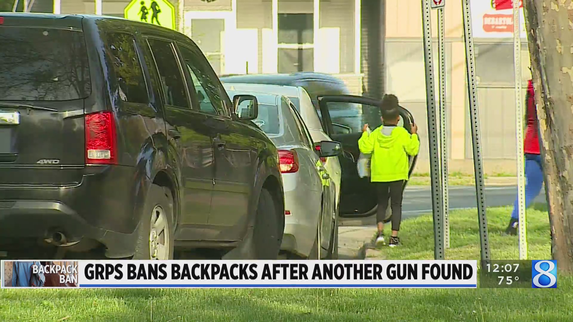 First day of backpack ban for GRPS students – WOODTV.com