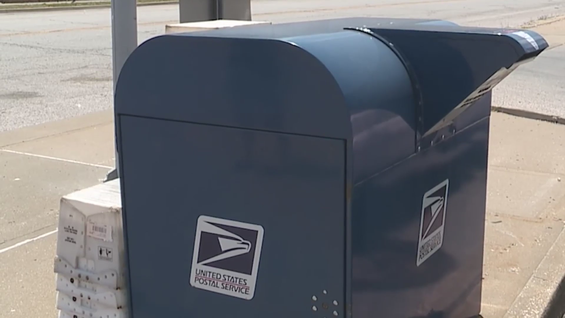 Kansas City woman claims mail stolen from USPS drop box FOX 4 Kansas