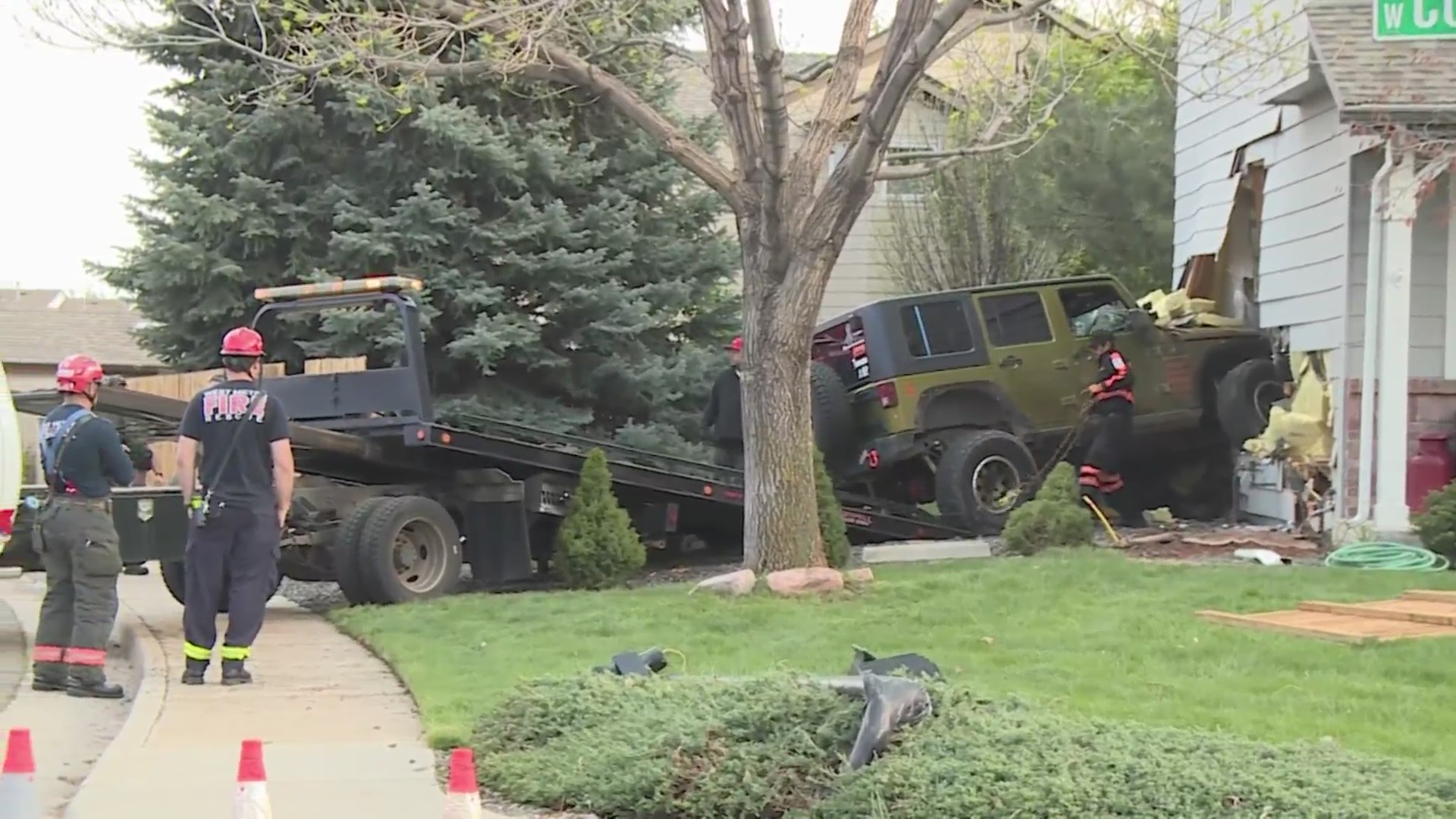 Hit-and-run driver crashes into home, forces evacs – FOX31 Denver