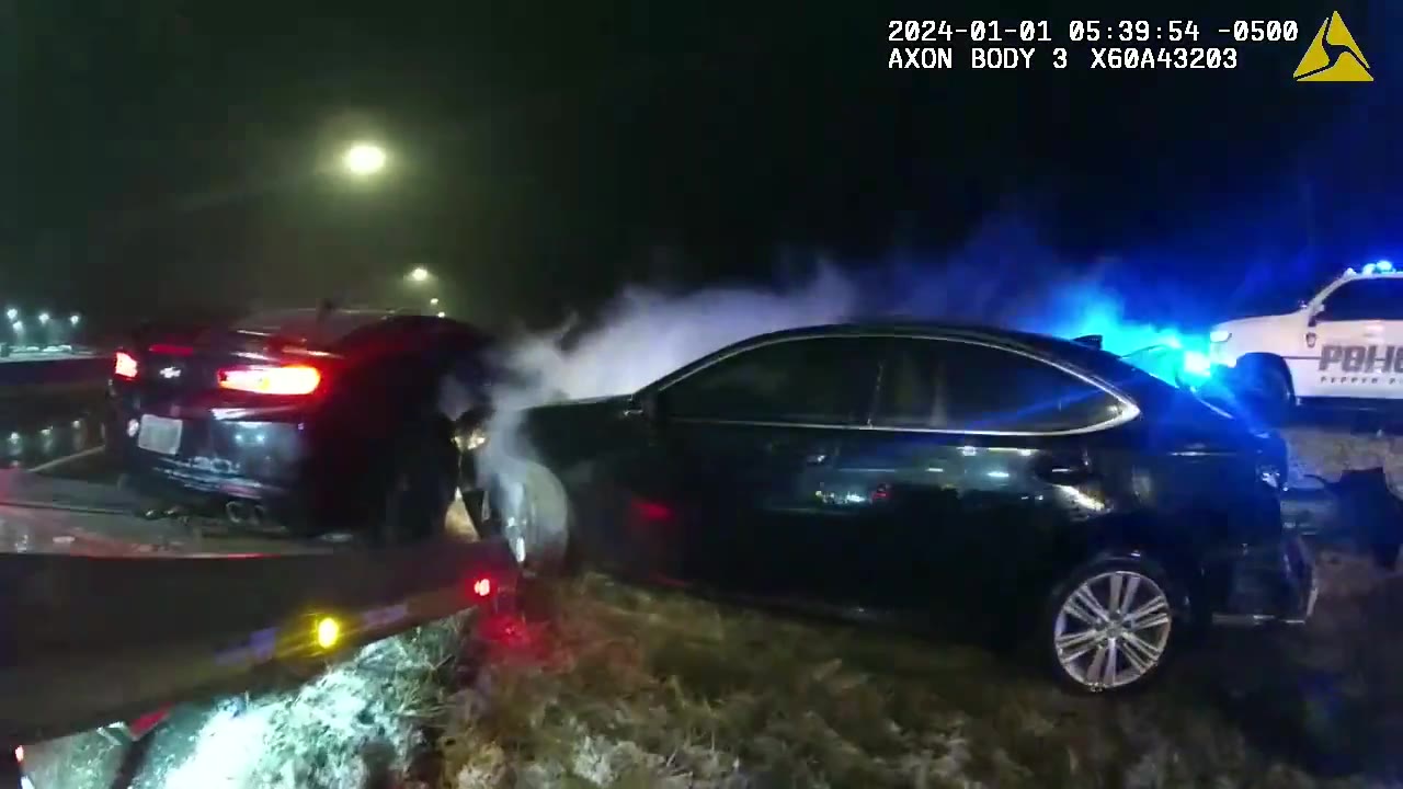 Video: Suspected drunk driver crashes into Pepper Pike police cruisers ...