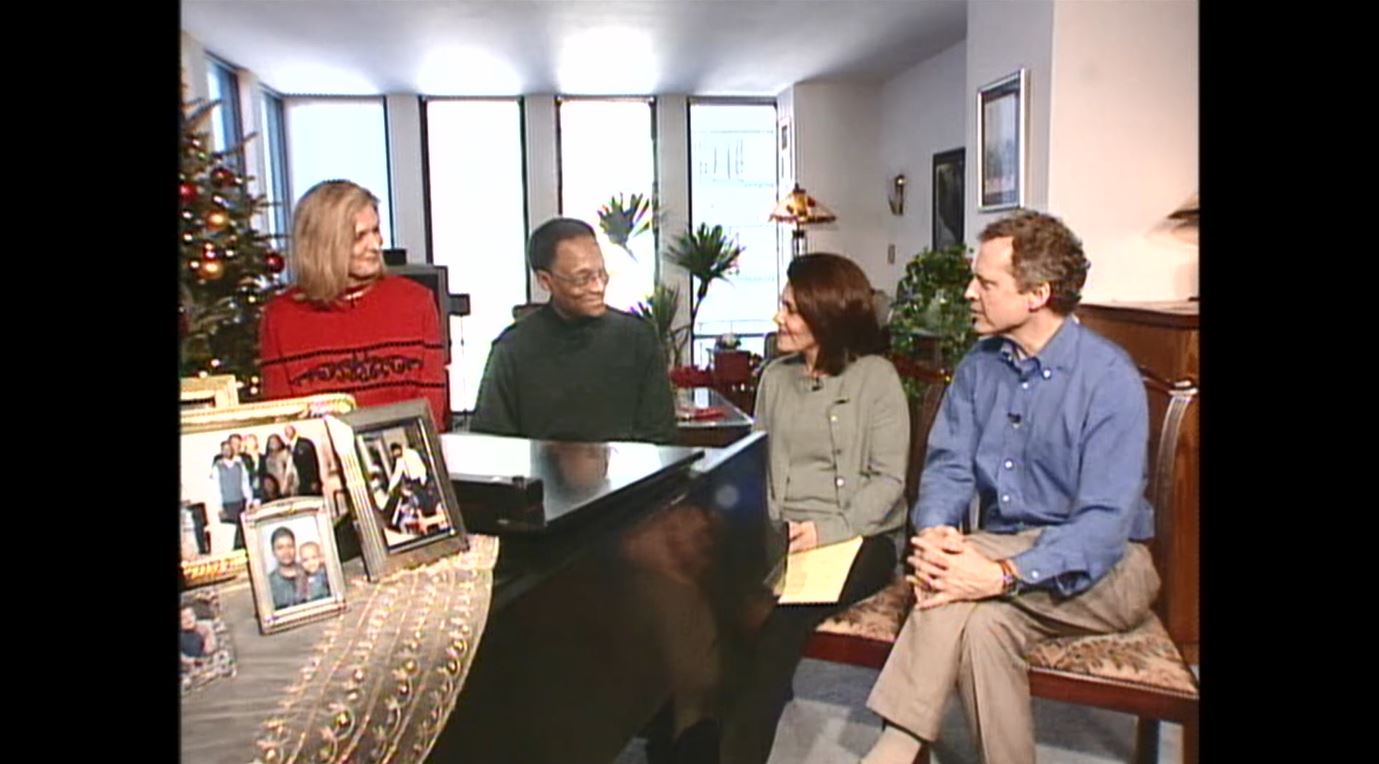 Bob Sirott and Marianne Murciano interview Ramsey and Jan Lewis WGN