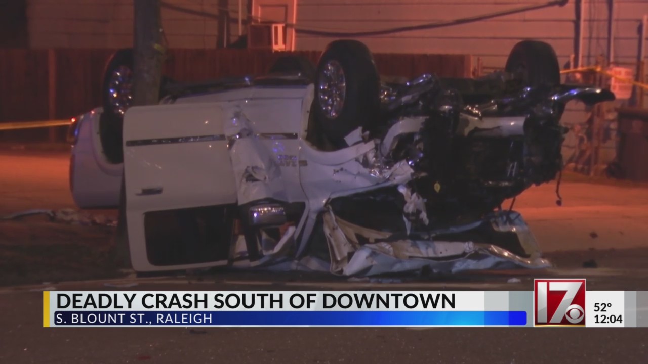 1 dead after Thursday night car crash in Raleigh – CBS17.com