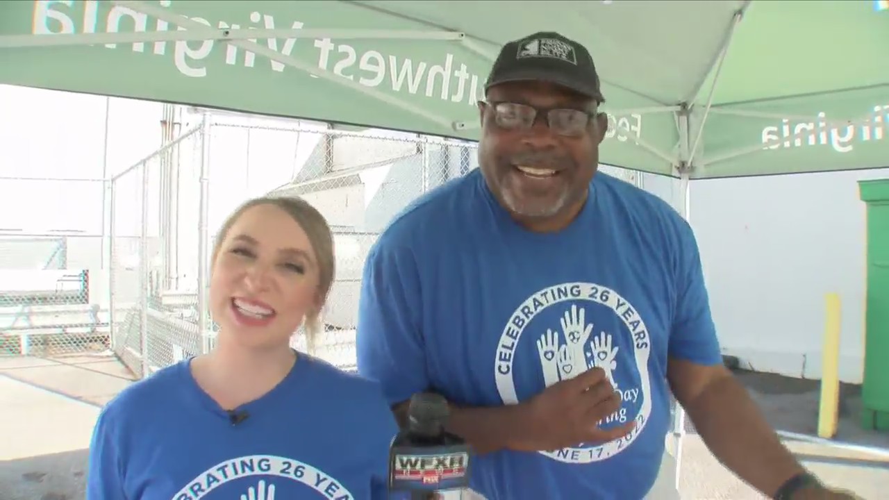 WFXR News team volunteers at Feeding Southwest Virginia for Nexstar’s ...