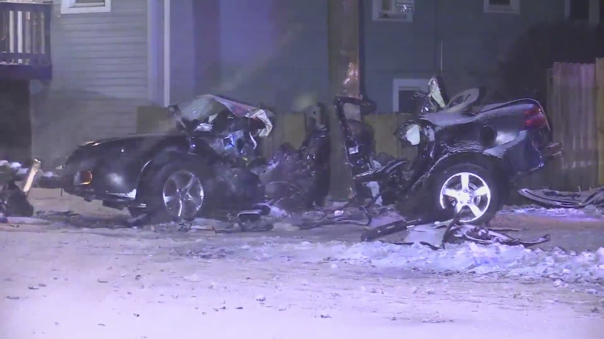 2 dead after car crash in Hazel Crest – WGN-TV