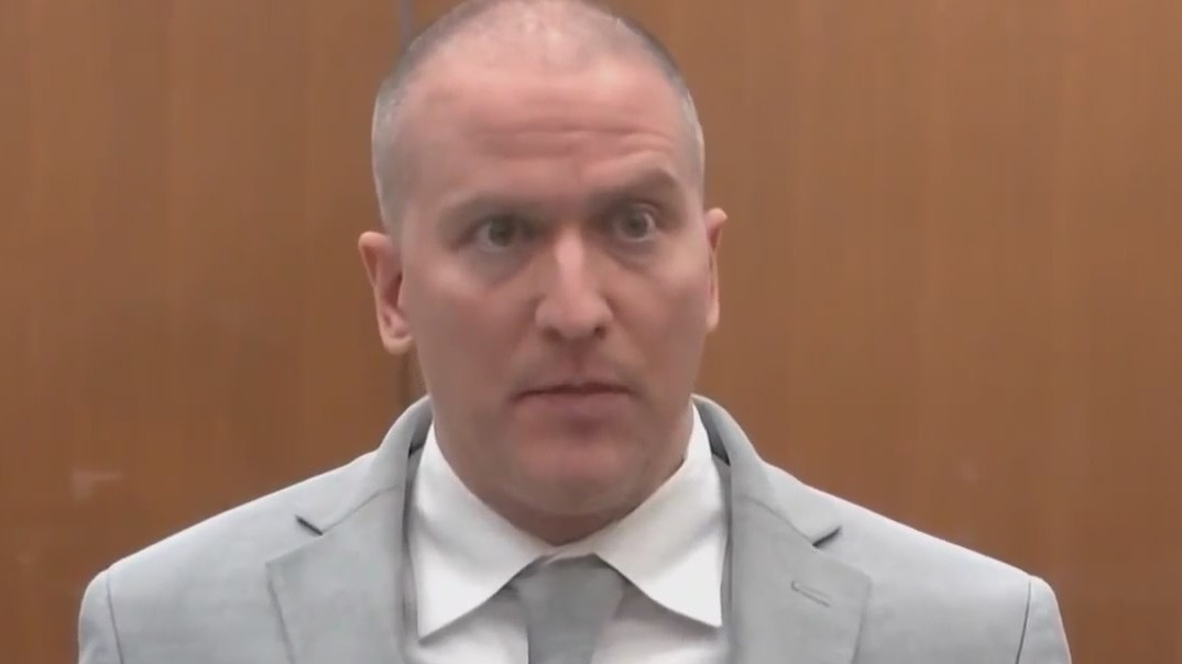 Derek Chauvin stabbed 22 times; Inmate charged with attempted murder ...