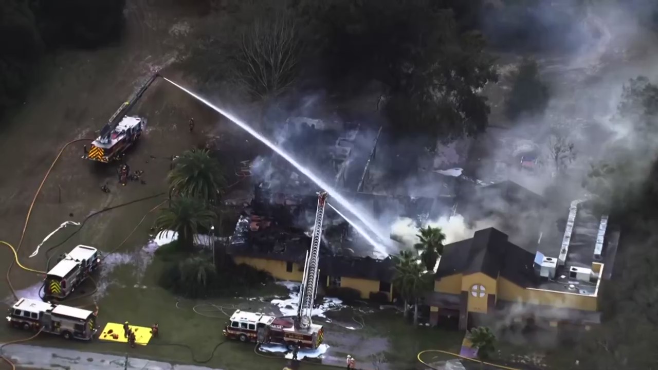Massive Orange County house fire – WFLA