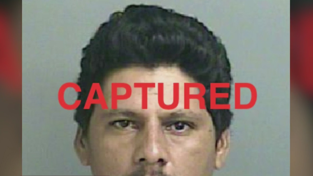 Texas manhunt suspect caught hiding in closet under laundry | Morning ...