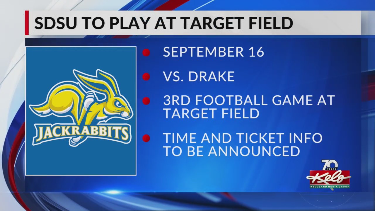 SDSU football to play Drake at Target Field
