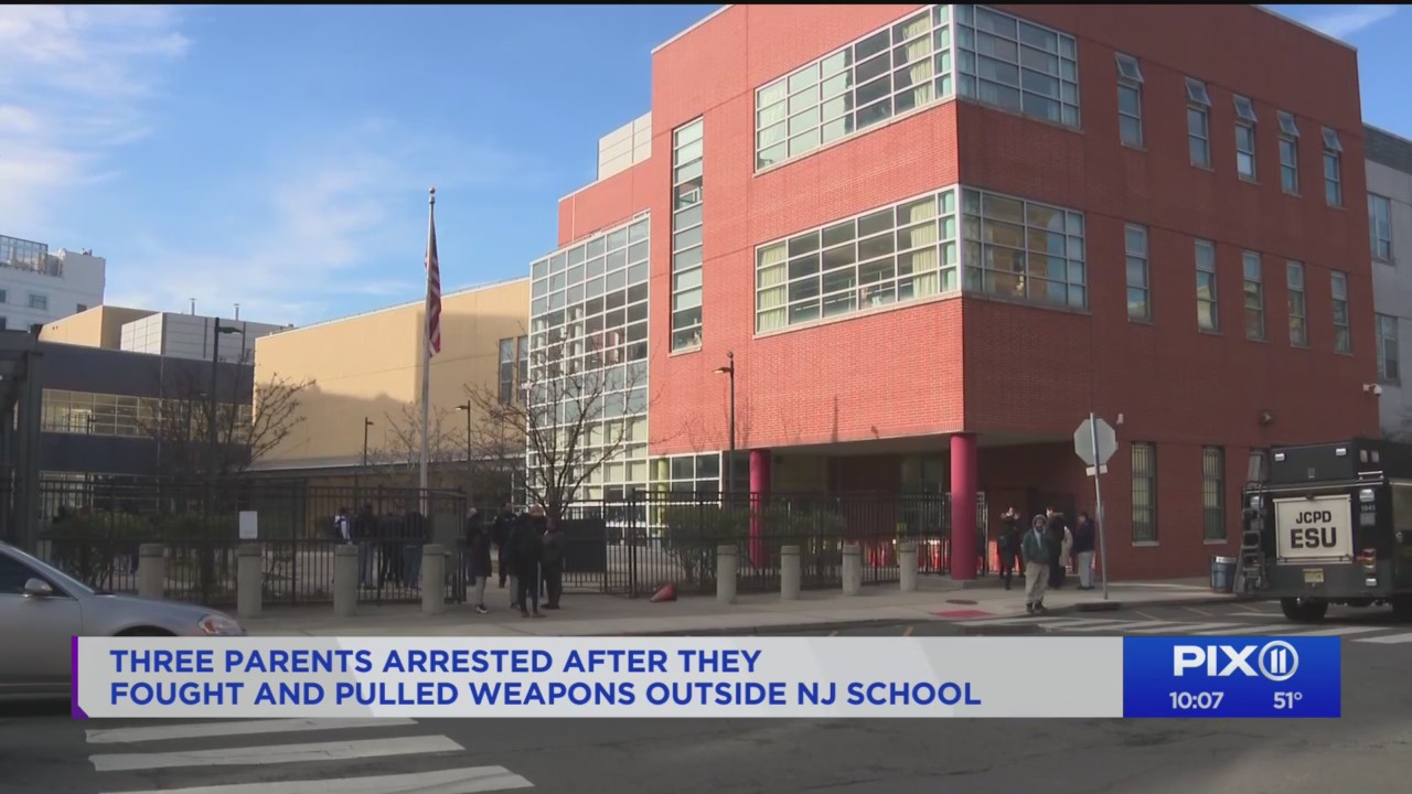 3 parents arrested after fight outside NJ school – PIX11