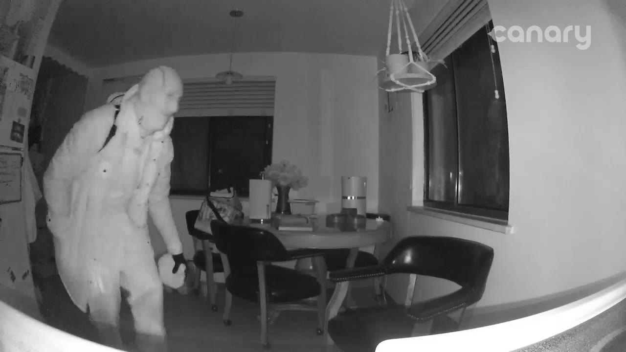 Home burglary caught on camera – FOX31 Denver