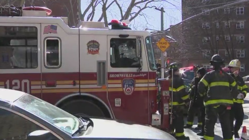 At least 9 injured in Brooklyn apartment fire: FDNY – PIX11