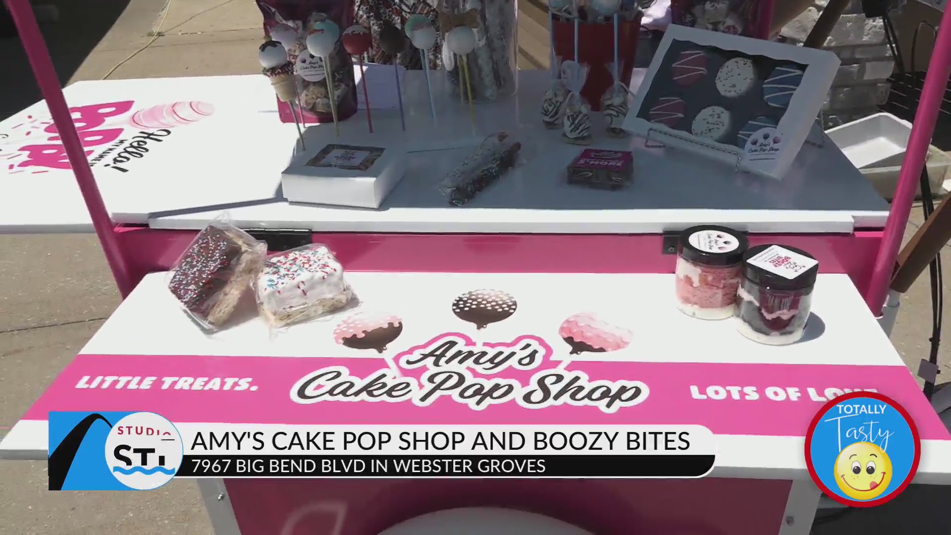 Rent Poppy, the pedal powered cake pop carrier FOX 2