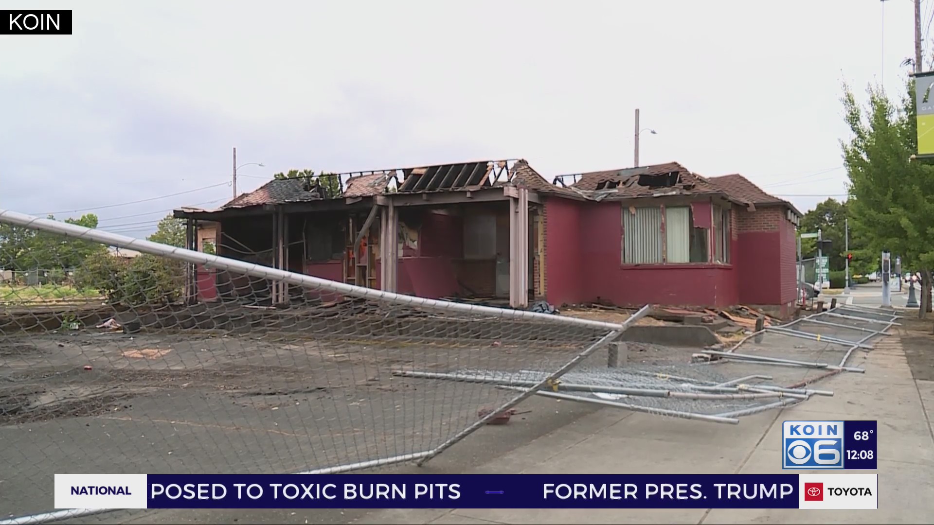 Portland Fire and Rescue: Abandoned building goes up in flames due to ...