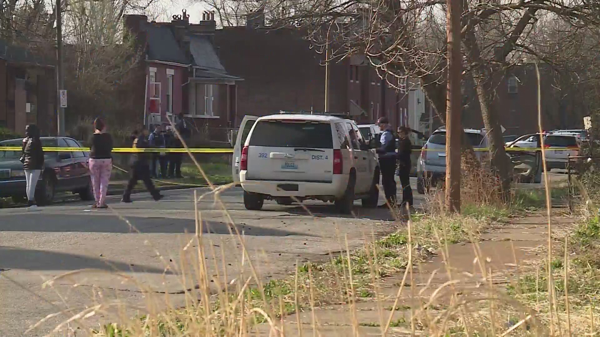9-year-old boy, man shot in north St. Louis – FOX 2